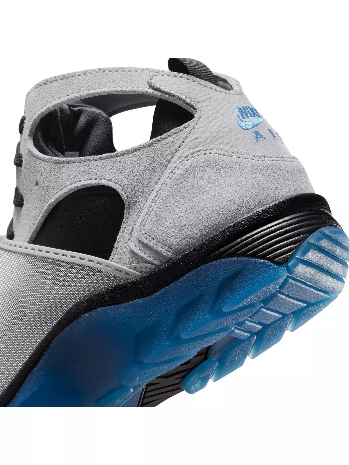 Nike Air Trainer Huarache “Cool Grey”