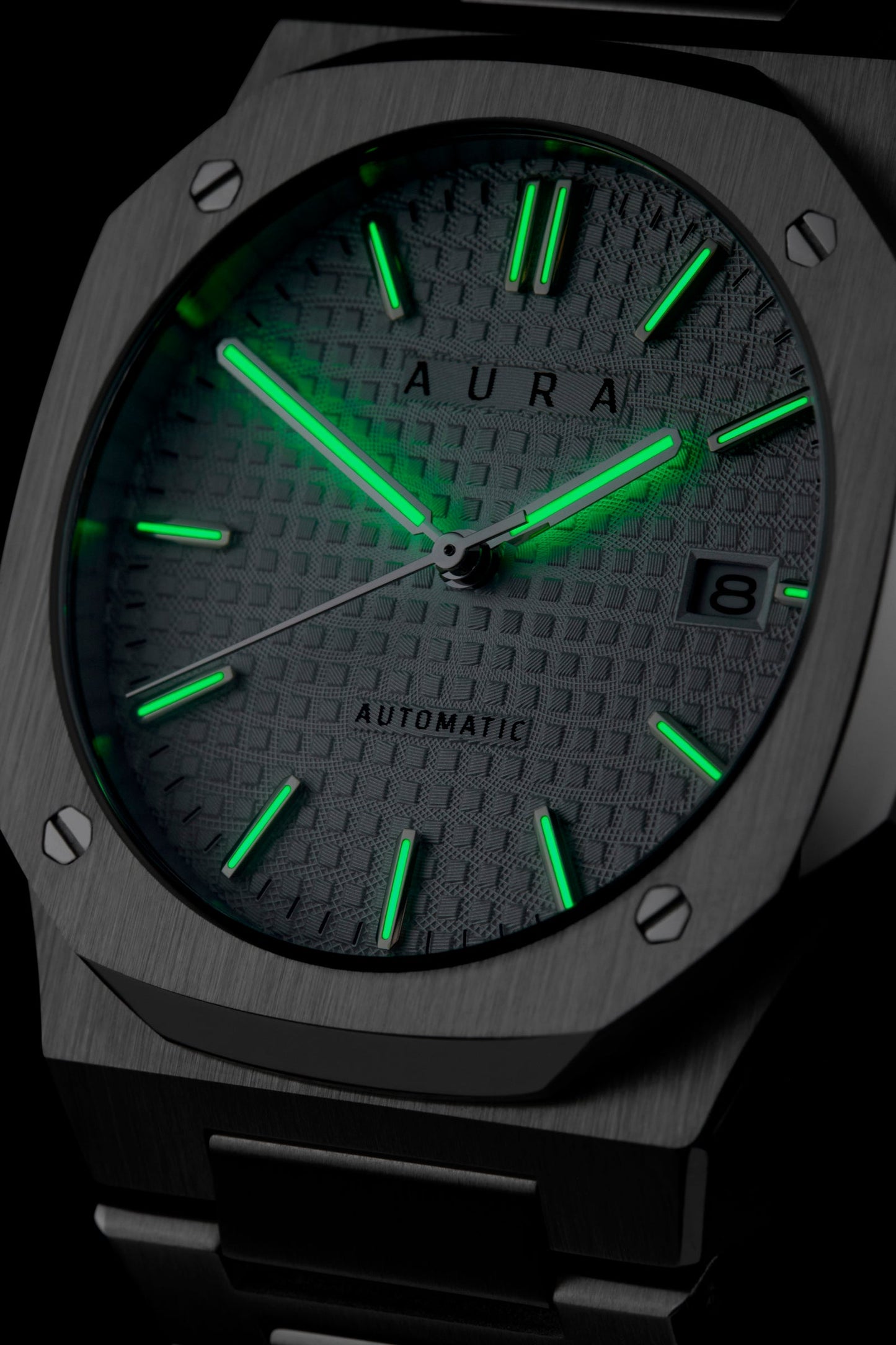 Aura Date 001