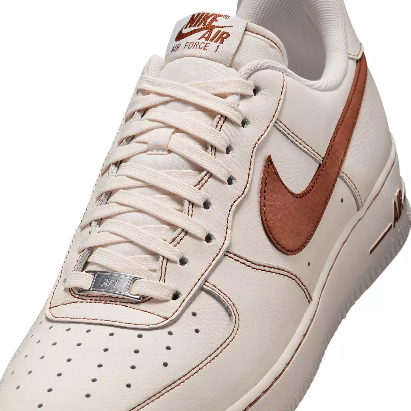 Nike Men's Air Force 1 '07 LV8