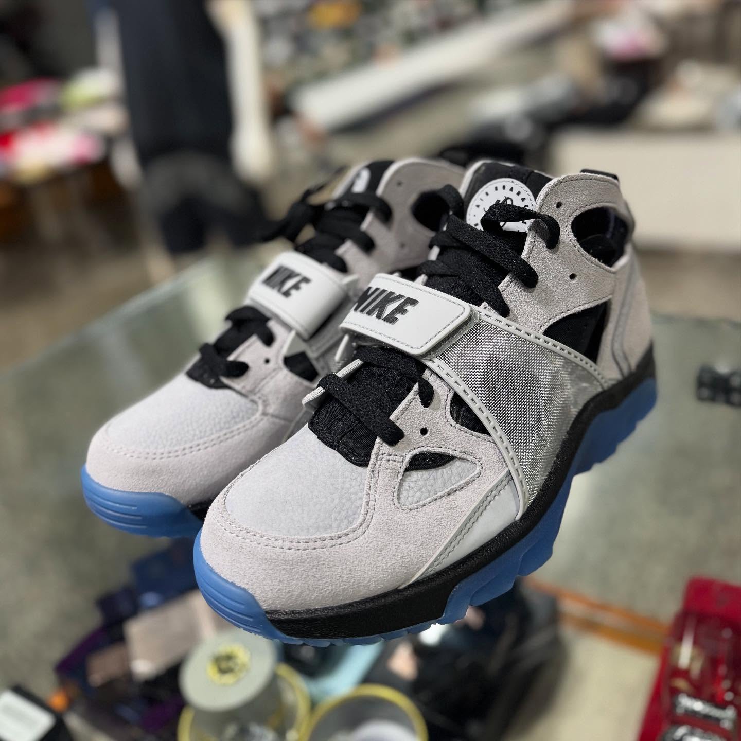 Nike Air Trainer Huarache “Cool Grey”