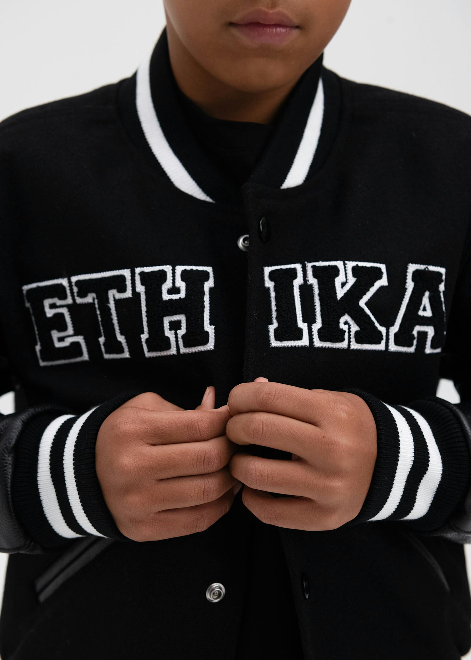 Familie 01 | Boys Varsity Jacket 